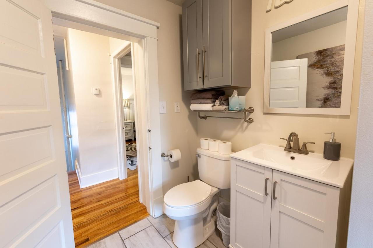 Cozy 2 Bdrm Vacation Rental - 1 Mile To Dtwn Rapid City Bagian luar foto