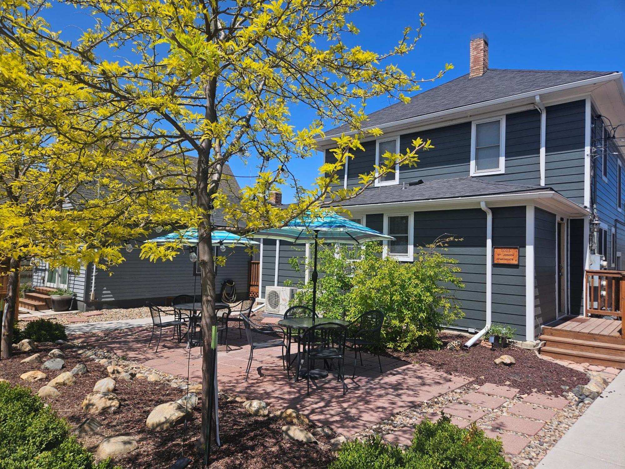 Cozy 2 Bdrm Vacation Rental - 1 Mile To Dtwn Rapid City Bagian luar foto